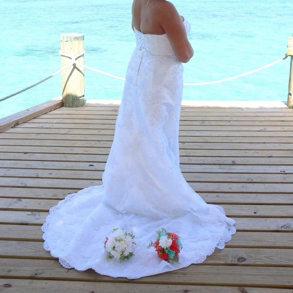 Wedding dress